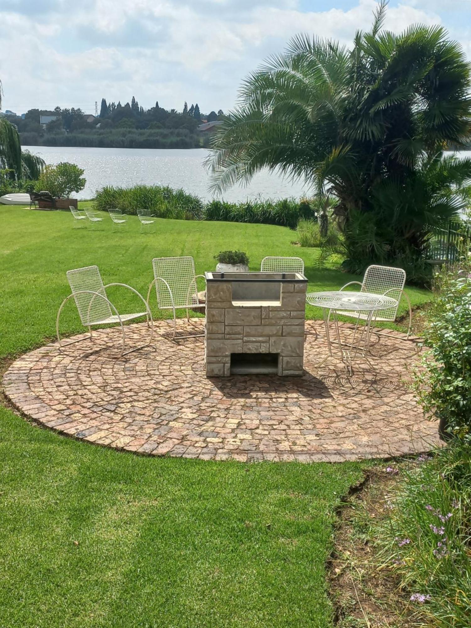 The Lakehouse Bnb Brakpan Eksteriør billede