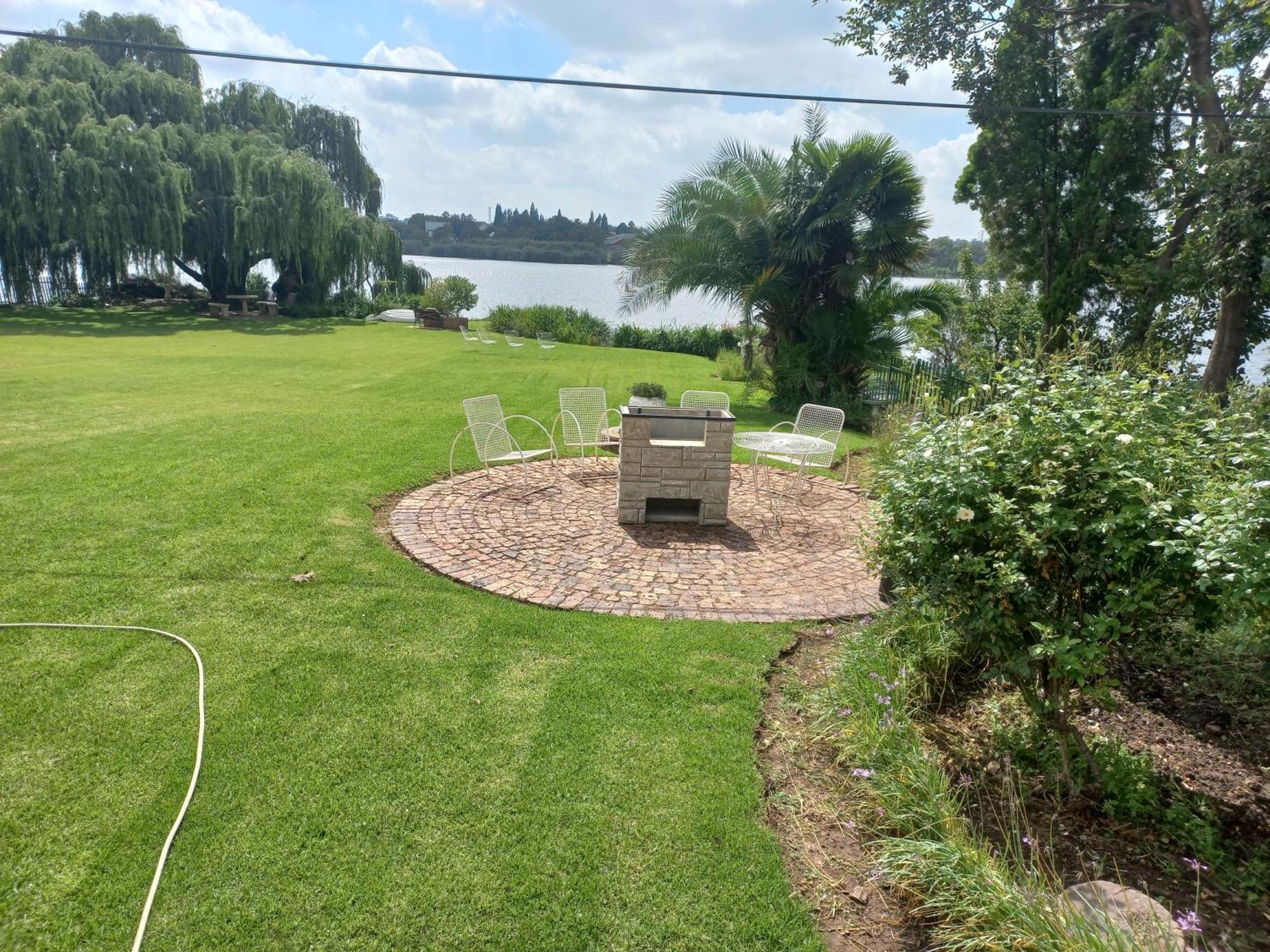 The Lakehouse Bnb Brakpan Eksteriør billede